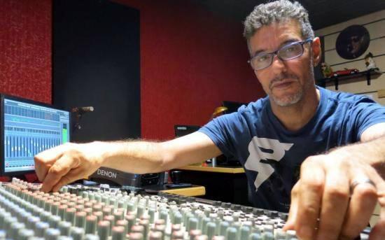 Dj francais jp ourari aka docteur funk ex champion de france dj 1989